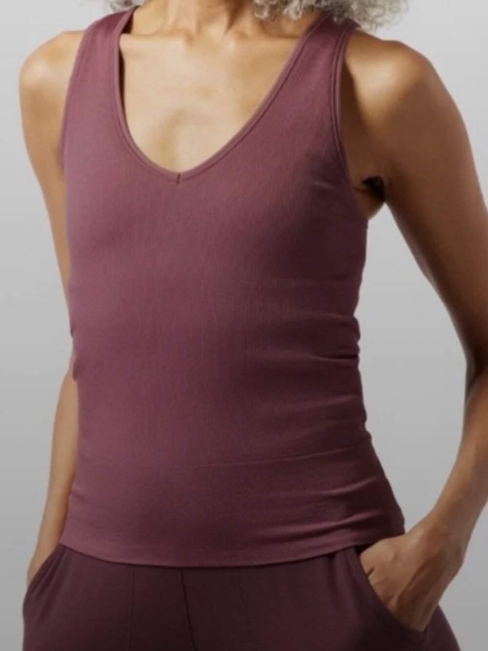 Athleta Mauve Ribbed V-Neck Tank, NWOT, size L